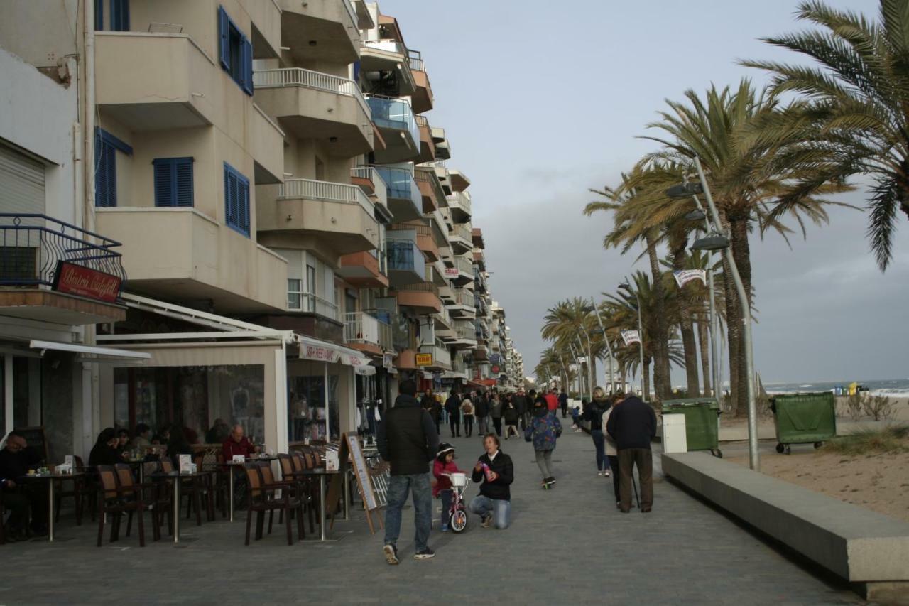 Comfort Home Calafell Buitenkant foto
